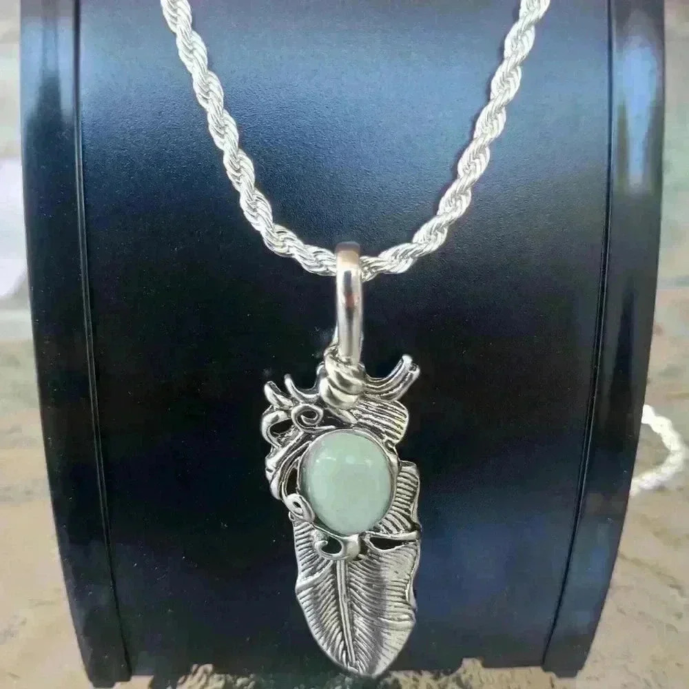 Feather on Rope Chain Necklace
